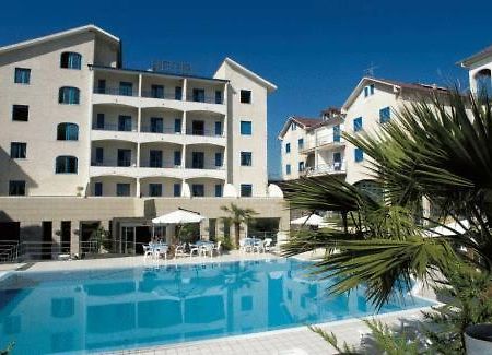 Sea Palace Hotel Fuscaldo Esterno foto