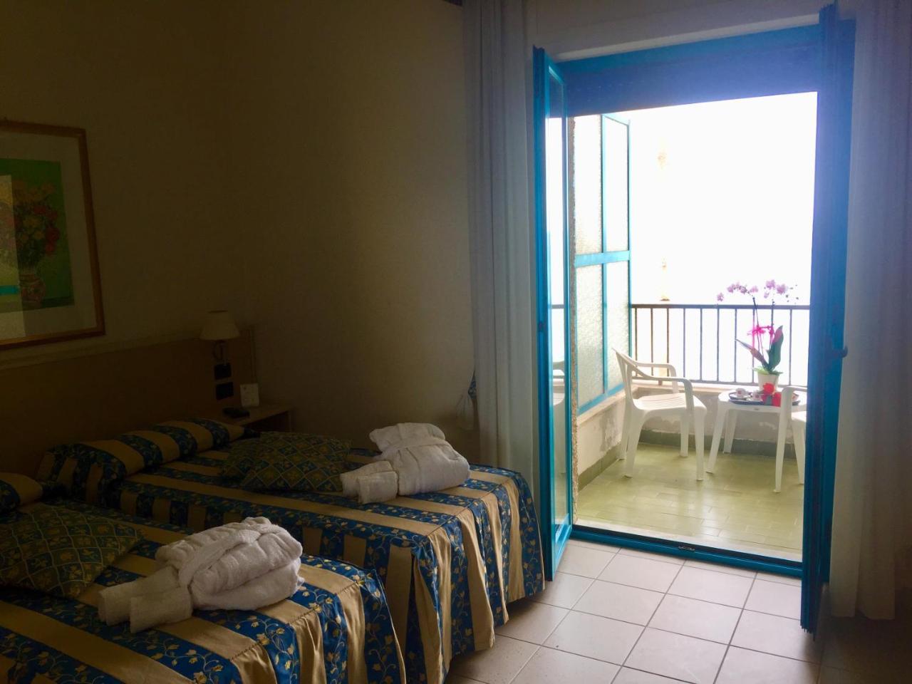 Sea Palace Hotel Fuscaldo Esterno foto