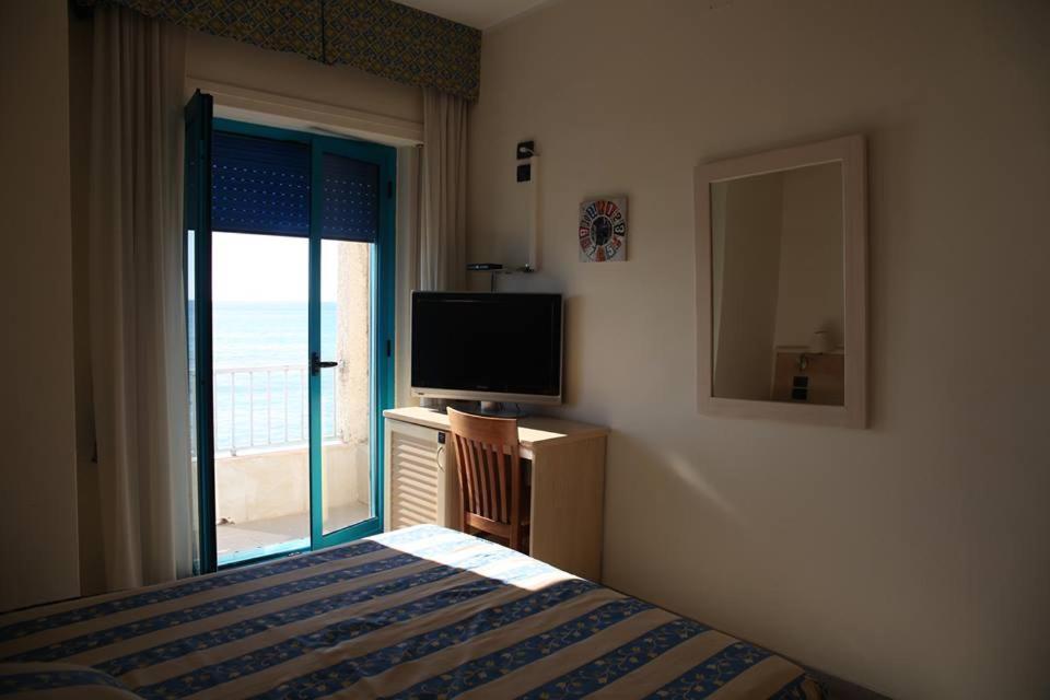 Sea Palace Hotel Fuscaldo Esterno foto
